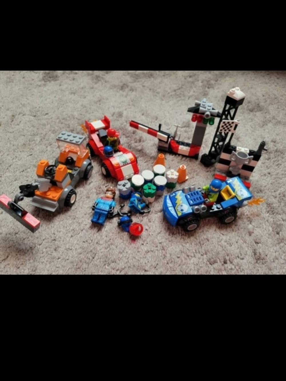 Lego Junior Racing & Rescue Vehicle Mixed With Pieces Shown